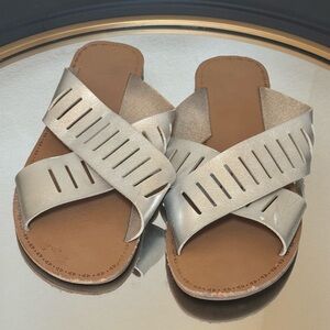 GAP sandals